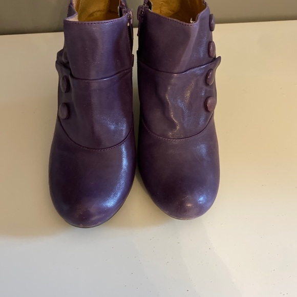 Mizz Mooz Booties - Picture 2 of 4